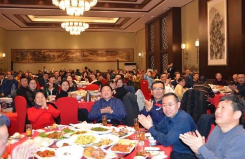 山东一滕置业有限公司2024年年会在泰安一滕松峪酒店圆满举办