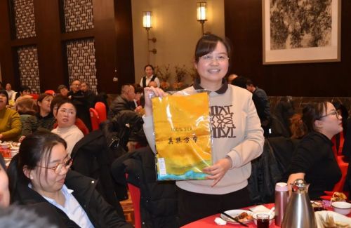 山东一滕置业有限公司2024年年会在泰安一滕松峪酒店圆满举办