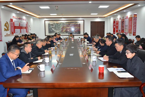 全力以赴大干40天 圆满完成全年目标任务|一滕集团召开工作调度会