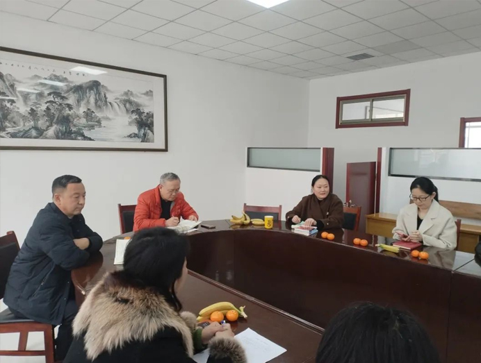 泰城一滕医药公司举办国际劳动妇女节读书分享会
