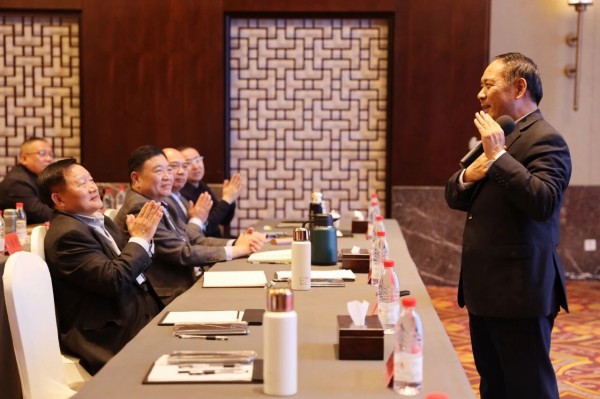 从礼仪规范到心理赋能的全面成长——集团商务礼仪及职业心理健康培训心得合集（五）