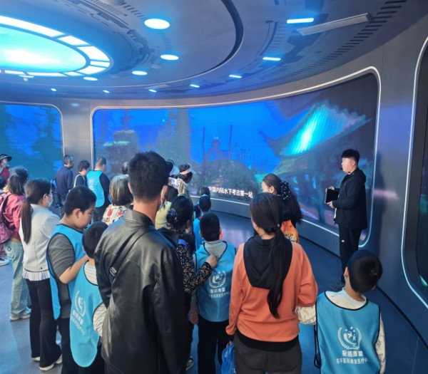 关爱与包容  助力“孤独症”儿童成长----东平一滕医药星辰康复理疗中心开展“拥抱春日 感悟美好”的“世界孤独症关注日主题活动