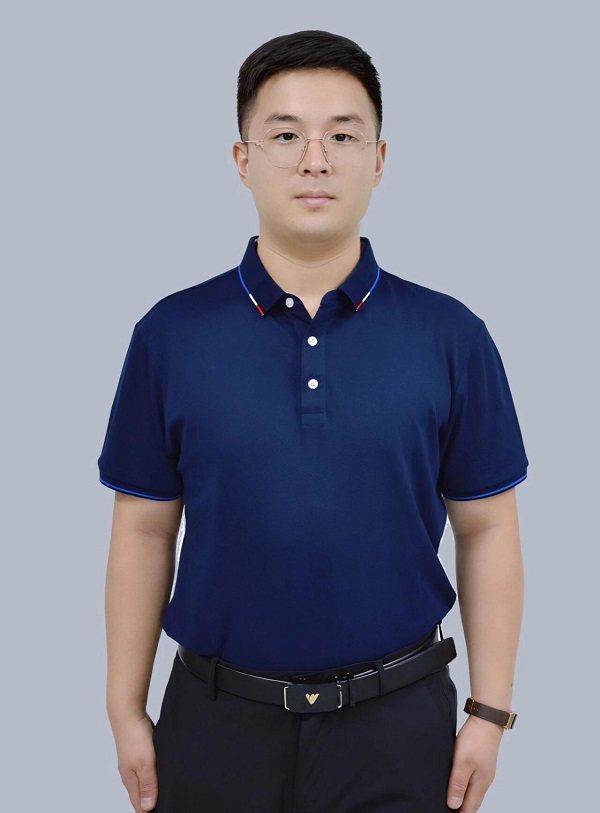 致敬劳动者 争做奋斗者——鲍晓文:从边疆卫士到岗位先锋