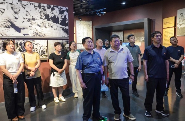 缅怀革命先烈 赓续红色初心——山东一滕集团党委开展庆祝中 国共产党成立105周年主题党日活动